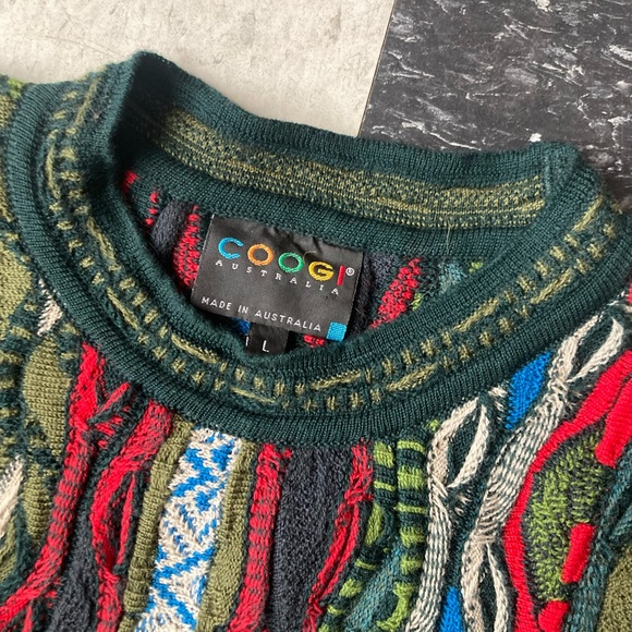 Vintage COOGI Sweater (L) - Picture 3 of 6